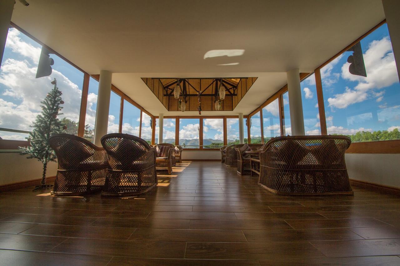Spring Lodge Inle Nyaung Shwe Exterior photo